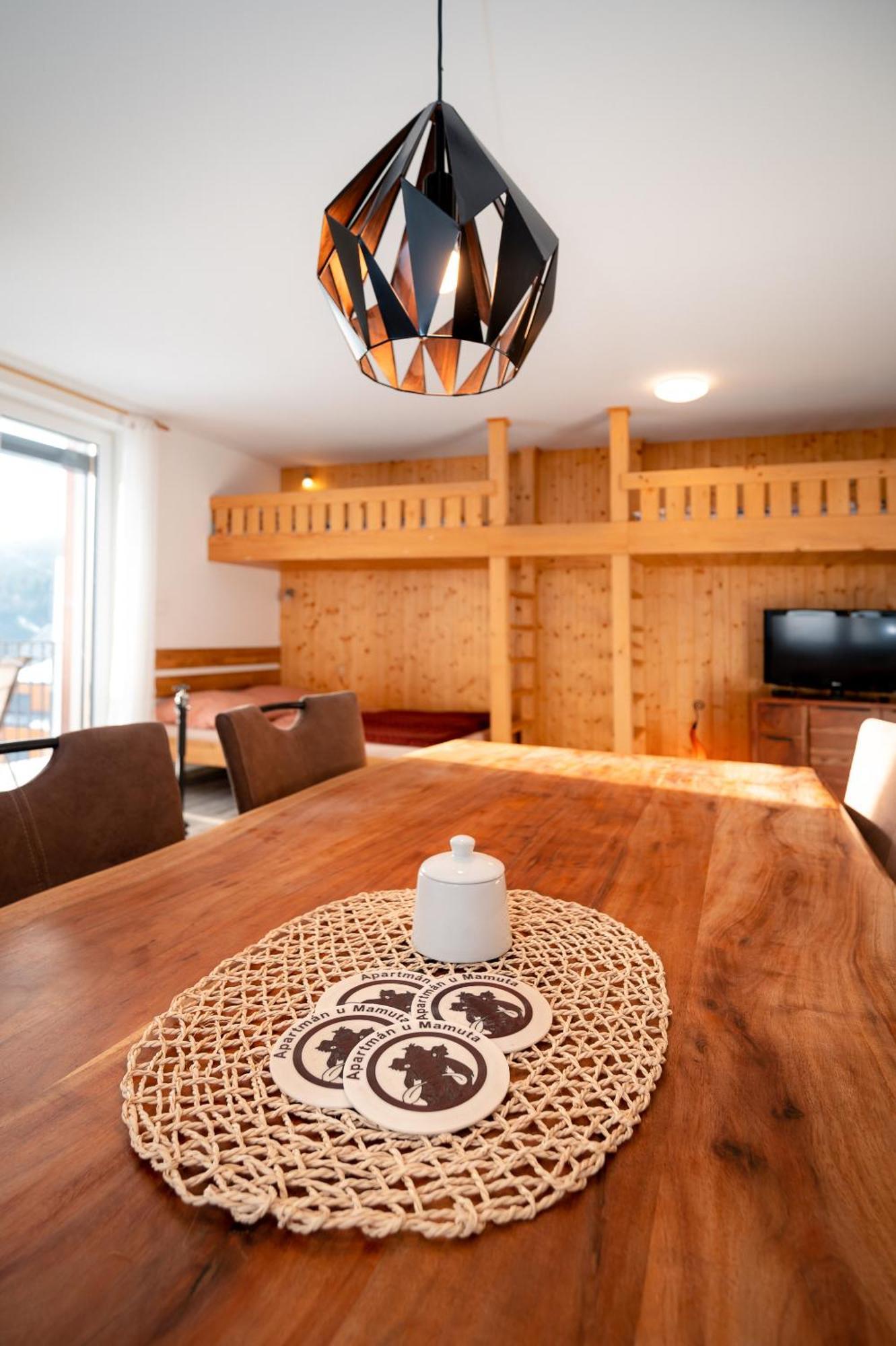 Apartman U Mamuta Долни-Морава Экстерьер фото