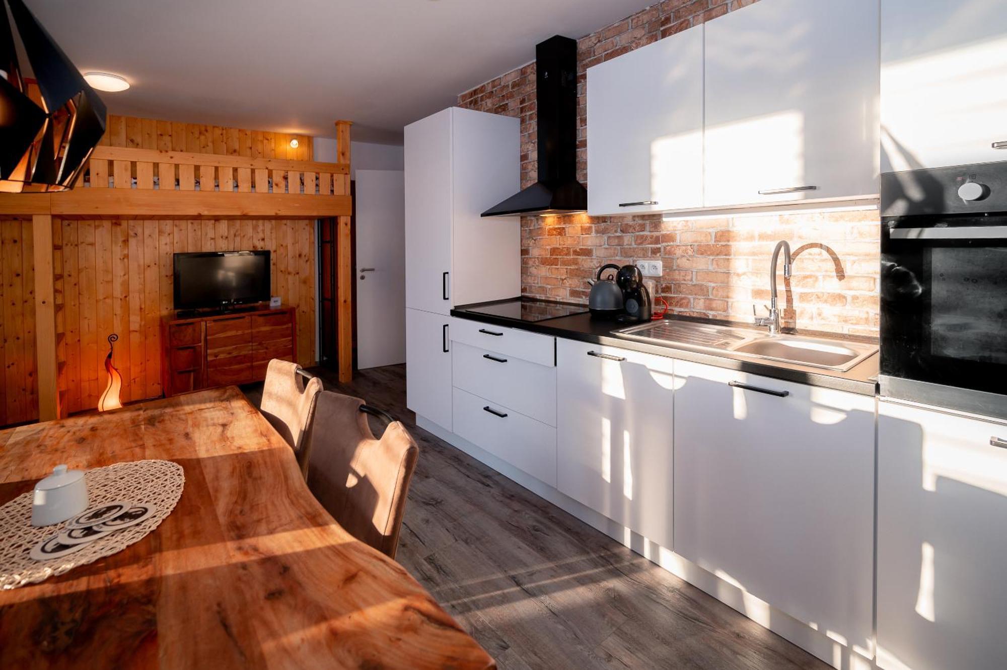 Apartman U Mamuta Долни-Морава Экстерьер фото