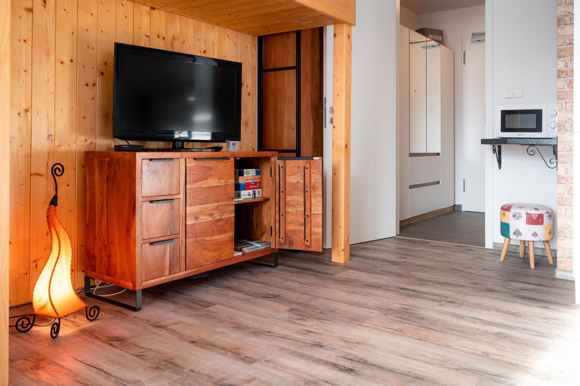 Apartman U Mamuta Долни-Морава Экстерьер фото